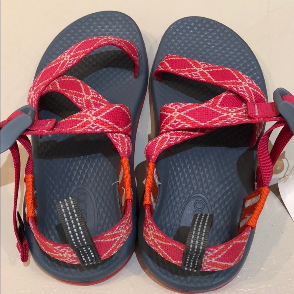 NWT Girls Chaco Z1 Sandal